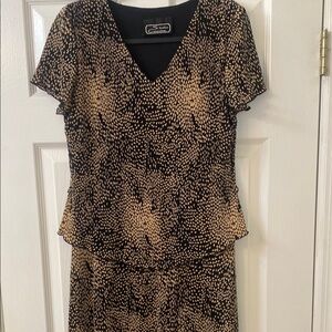 Sandra Darren Black and Tan Women's Skirt